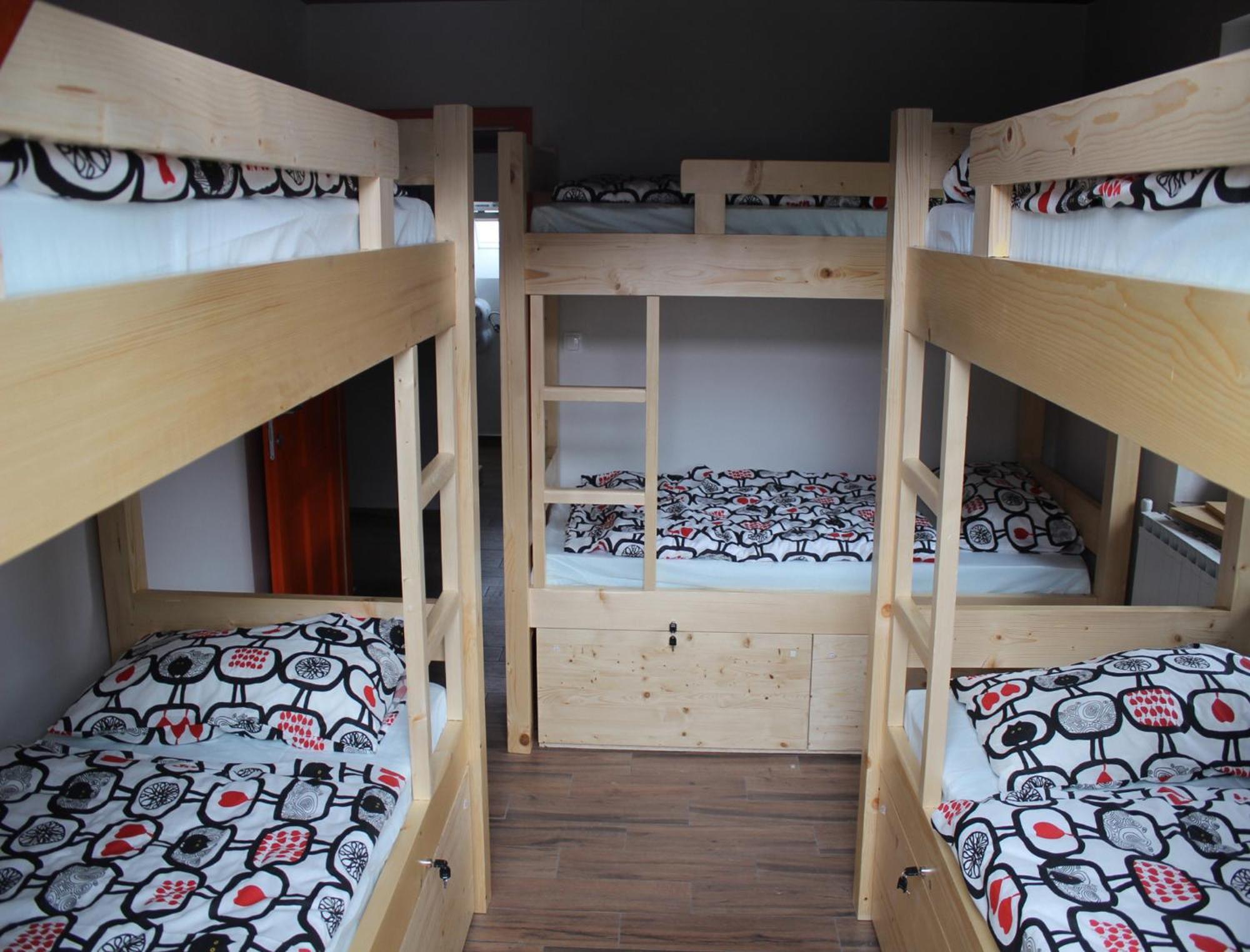 בובק Hostel Soca Rocks חדר תמונה